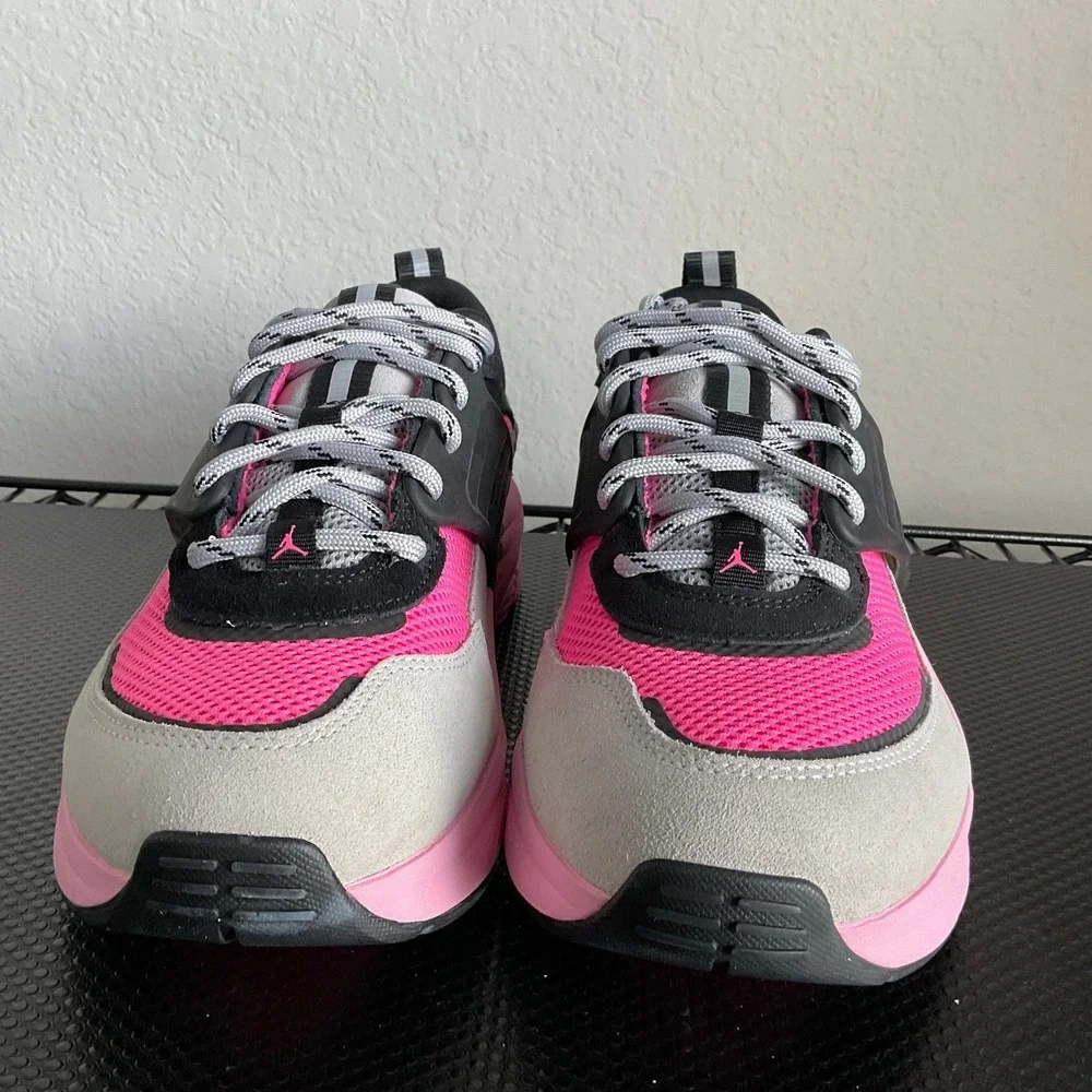 Jordan Granville Pro Mens 11.5 Pink Grey Black Sneakers IB3722-002 Low Top